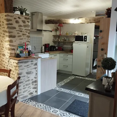 Le Gite Du Courtil Tresse Exterior photo