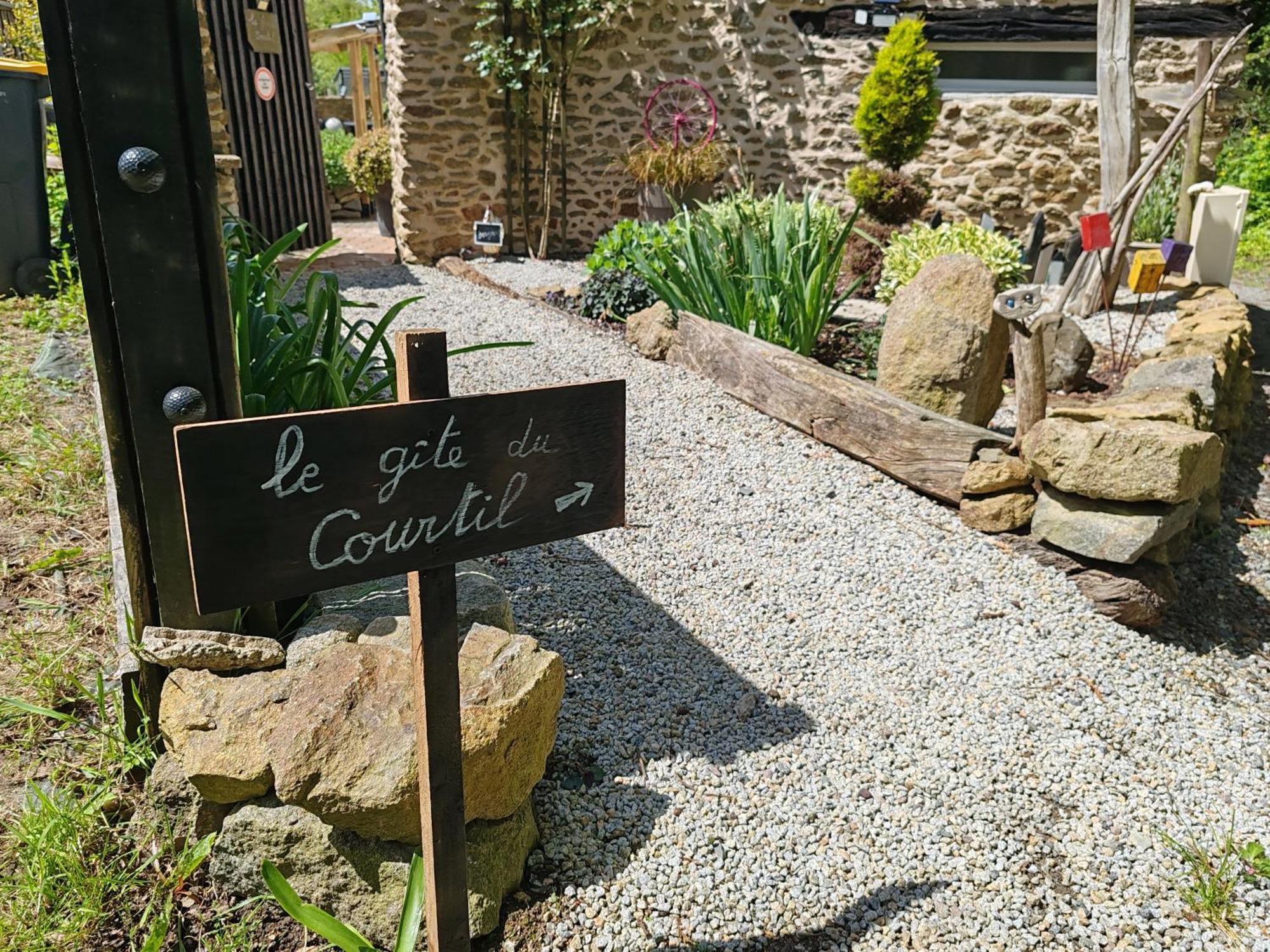 Le Du Courtil Holiday home